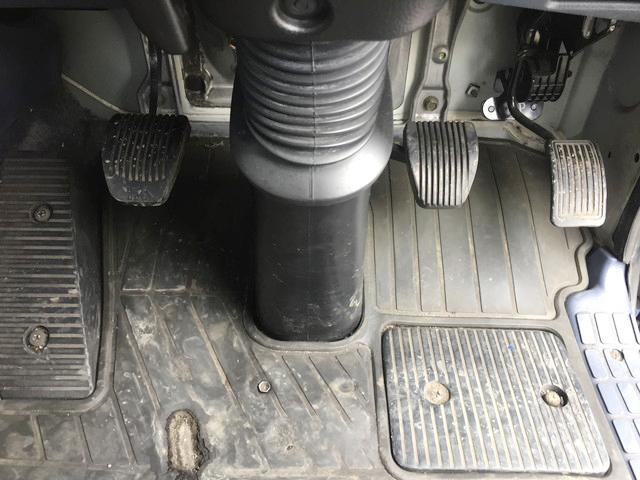 日野プロフィアトレーラーヘッド（トラクターヘッド）大型（10t）[写真39]