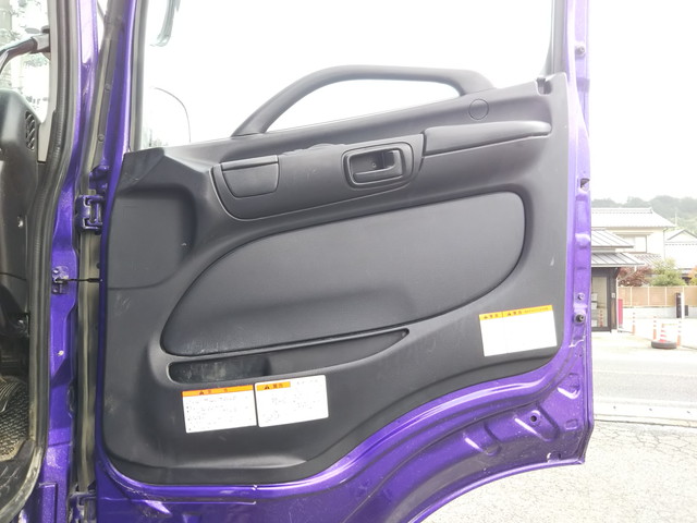 日野プロフィアダンプ大型（10t）[写真30]