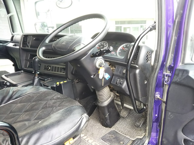 日野プロフィアダンプ大型（10t）[写真32]