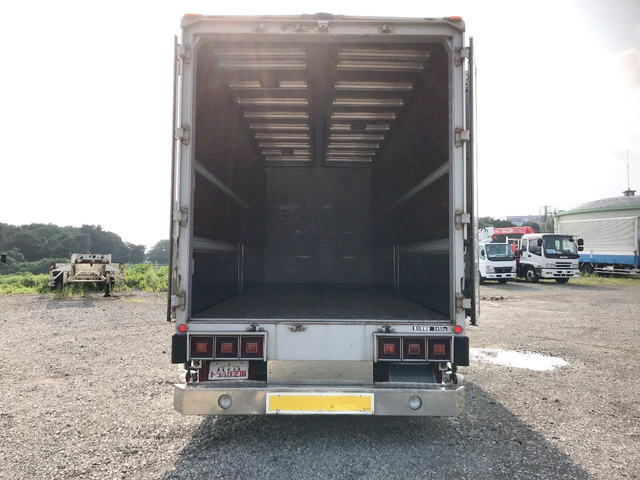 いすゞフォワードアルミウイング中型（4t）[写真11]