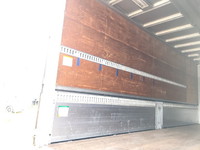 いすゞフォワードアルミウイング中型（4t）[写真12]