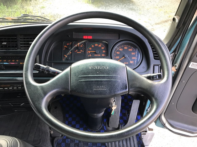 いすゞフォワードアルミウイング中型（4t）[写真33]