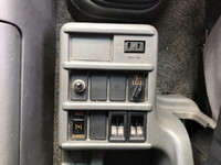 いすゞフォワードアルミウイング中型（4t）[写真35]