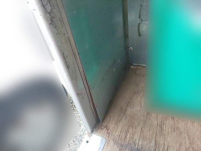 いすゞエルフアルミバン小型（2t・3t）[写真13]