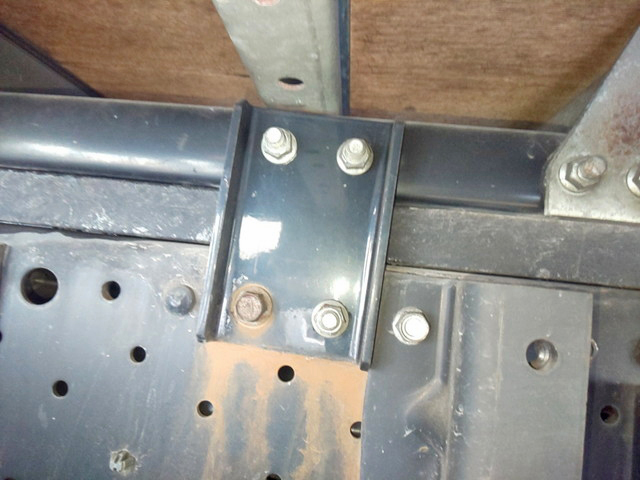 いすゞエルフアルミバン小型（2t・3t）[写真15]