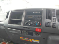 いすゞエルフアルミバン小型（2t・3t）[写真32]