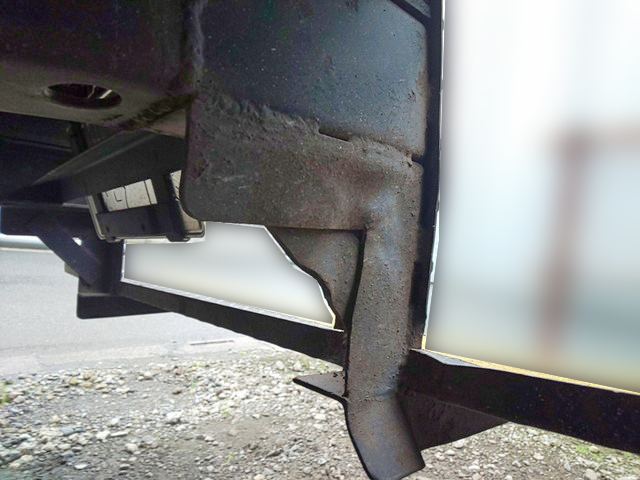 いすゞエルフパネルバン小型（2t・3t）[写真15]