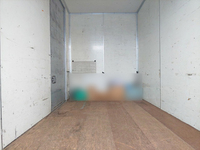 いすゞエルフパネルバン小型（2t・3t）[写真09]