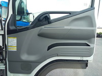 三菱ふそうキャンターアルミバン小型（2t・3t）[写真29]