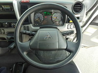 三菱ふそうキャンターアルミバン小型（2t・3t）[写真35]