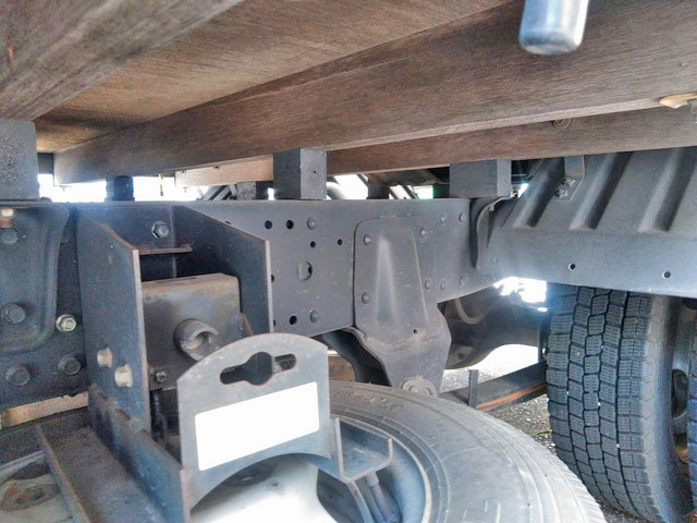 三菱ふそうキャンターガッツ幌車小型（2t・3t）[写真11]