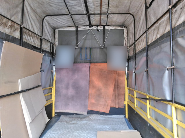 三菱ふそうキャンターガッツ幌車小型（2t・3t）[写真04]