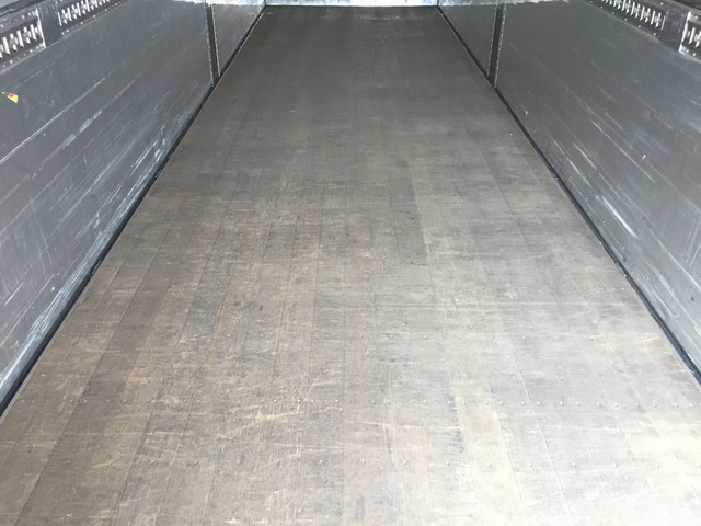 日野プロフィア冷蔵冷凍ウイング大型（10t）[写真14]