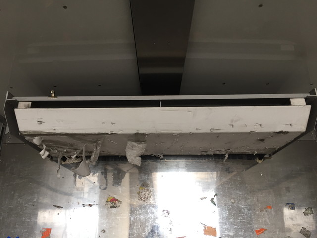 日野プロフィア冷蔵冷凍ウイング大型（10t）[写真15]