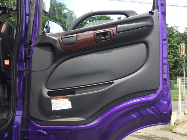 日野プロフィア冷蔵冷凍ウイング大型（10t）[写真26]