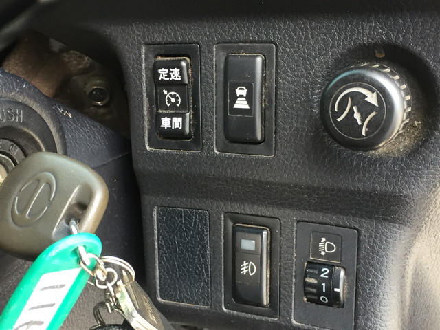 日野プロフィア冷蔵冷凍ウイング大型（10t）[写真34]