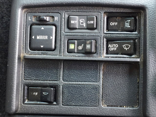 日野プロフィア冷蔵冷凍ウイング大型（10t）[写真38]