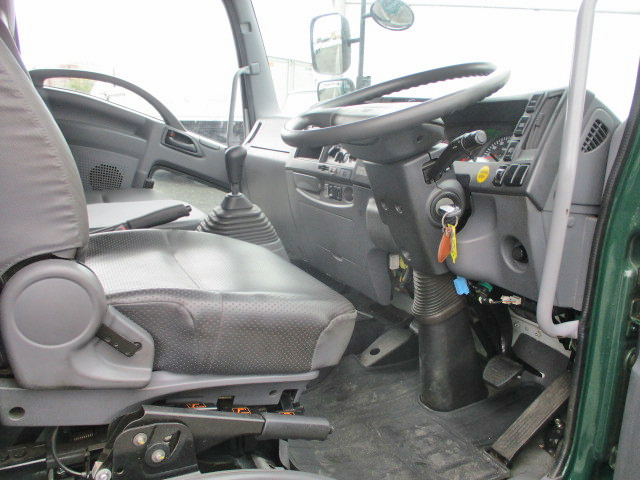 いすゞフォワードダンプ増トン（6t・8t）[写真23]