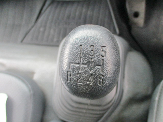 いすゞフォワードダンプ増トン（6t・8t）[写真29]