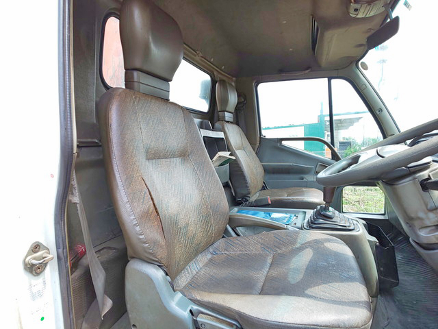 三菱ふそうファイターミニヨンクレーン3段中型（4t）[写真21]