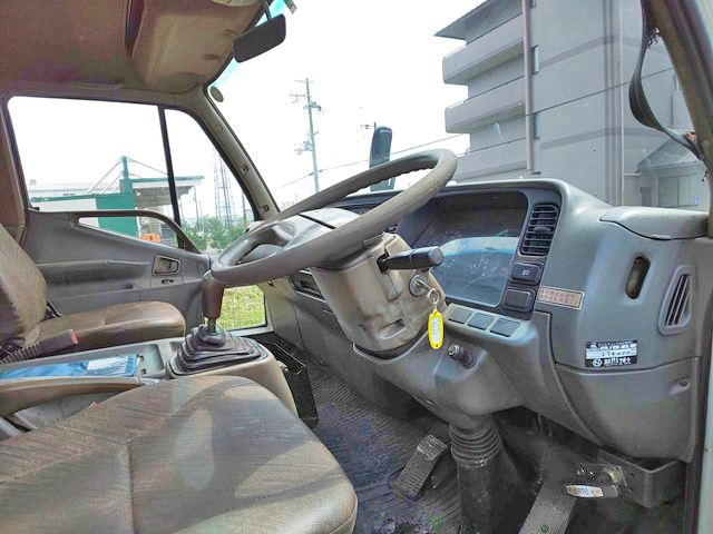 三菱ふそうファイターミニヨンクレーン3段中型（4t）[写真22]