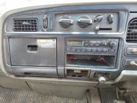 三菱ふそうファイターミニヨンクレーン3段中型（4t）[写真24]