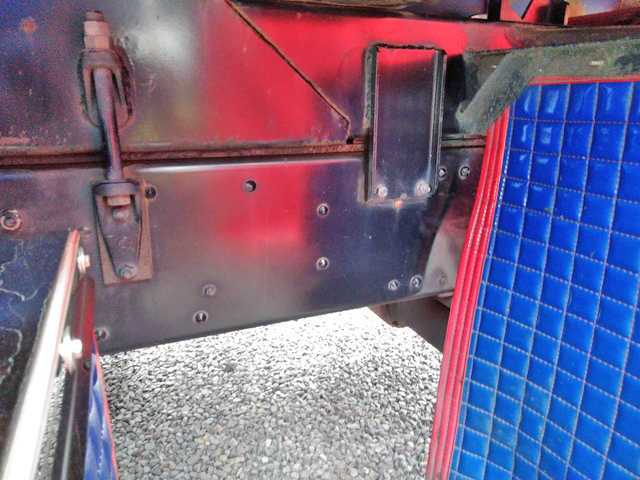 三菱ふそうスーパーグレートアームロール大型（10t）[写真20]