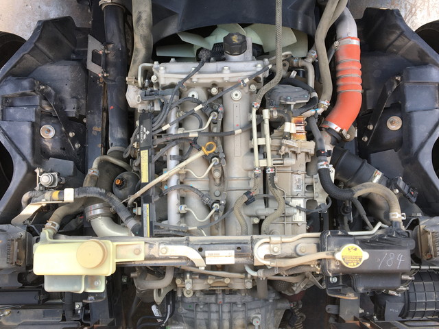 三菱ふそうキャンター平ボディ小型（2t・3t）[写真22]