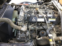 三菱ふそうキャンター平ボディ小型（2t・3t）[写真23]