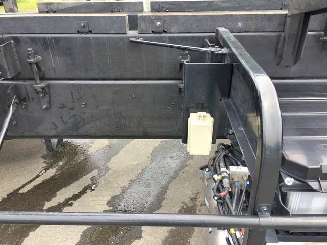 いすゞギガ深ダンプ（土砂禁ダンプ）大型（10t）[写真25]