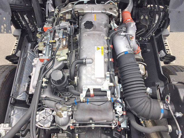 いすゞギガ深ダンプ（土砂禁ダンプ）大型（10t）[写真26]