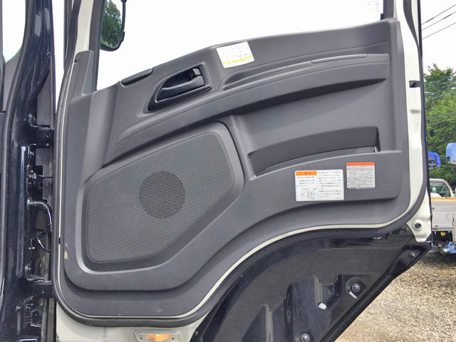 いすゞギガ深ダンプ（土砂禁ダンプ）大型（10t）[写真29]