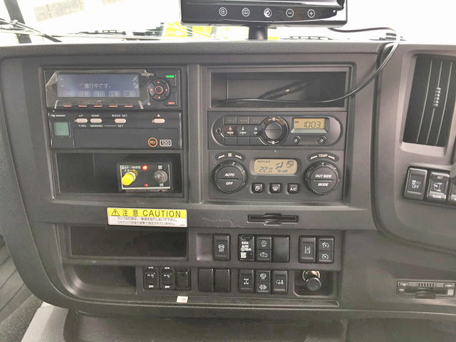 いすゞギガ深ダンプ（土砂禁ダンプ）大型（10t）[写真36]