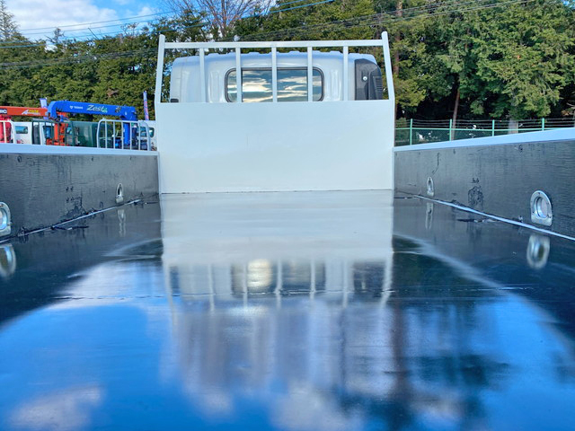 いすゞエルフ平ボディ小型（2t・3t）[写真08]