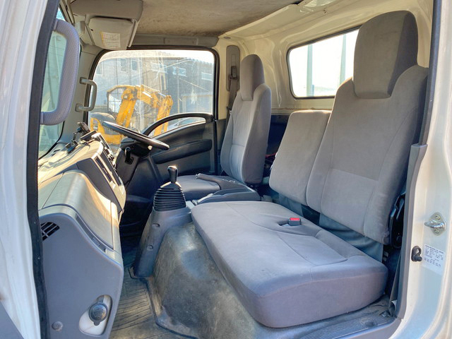 いすゞエルフ平ボディ小型（2t・3t）[写真28]