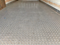 いすゞエルフ冷凍車（冷蔵車）小型（2t・3t）[写真12]