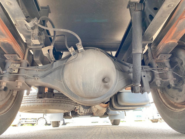 いすゞエルフ冷凍車（冷蔵車）小型（2t・3t）[写真25]