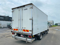 いすゞエルフ冷凍車（冷蔵車）小型（2t・3t）[写真02]