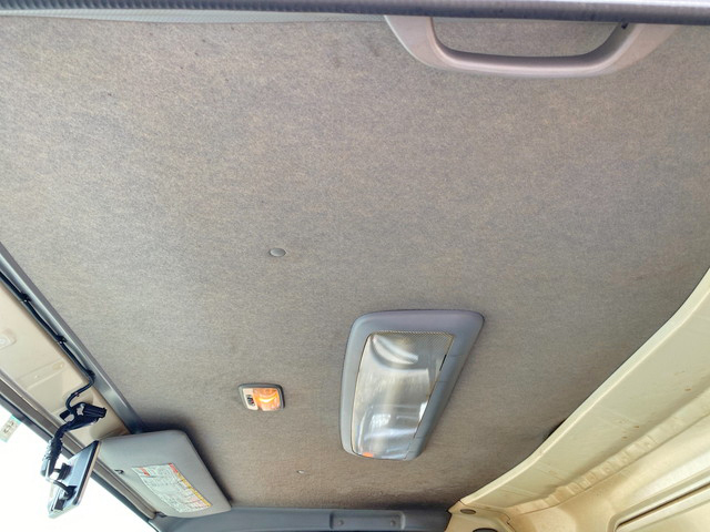 いすゞエルフ冷凍車（冷蔵車）小型（2t・3t）[写真35]