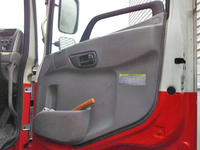 UDトラックスクオンアルミウイング大型（10t）[写真21]