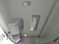 UDトラックスクオンアルミウイング大型（10t）[写真23]