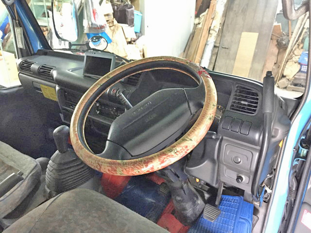 いすゞエルフダンプ小型（2t・3t）[写真25]