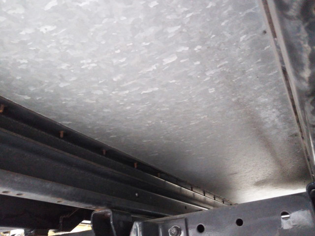 いすゞエルフパネルバン小型（2t・3t）[写真20]