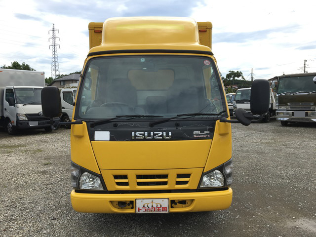 いすゞエルフパネルバン小型（2t・3t）[写真07]