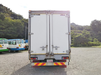 三菱ふそうキャンターアルミウイング小型（2t・3t）[写真11]