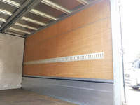 三菱ふそうキャンターアルミウイング小型（2t・3t）[写真14]