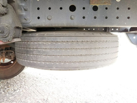 三菱ふそうキャンターアルミウイング小型（2t・3t）[写真23]