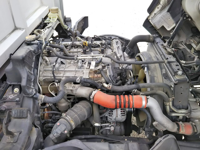 三菱ふそうキャンターアルミウイング小型（2t・3t）[写真28]