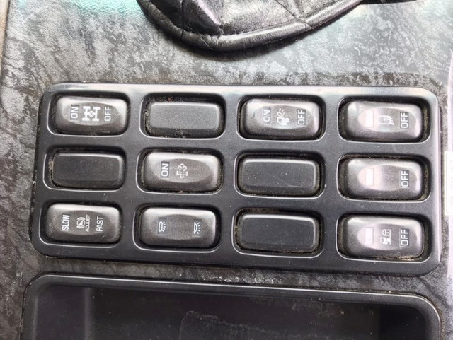 三菱ふそうスーパーグレートダンプ大型（10t）[写真39]