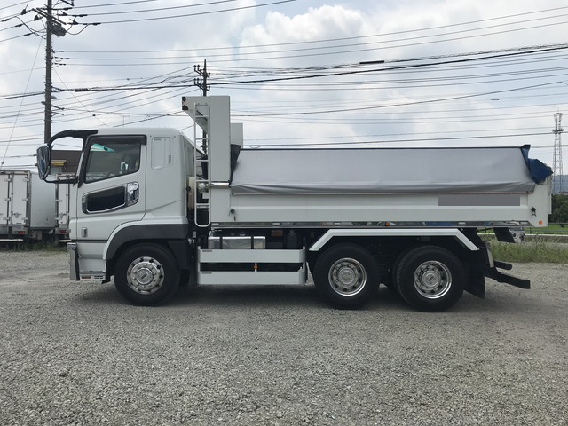 三菱ふそうスーパーグレートダンプ大型（10t）[写真05]